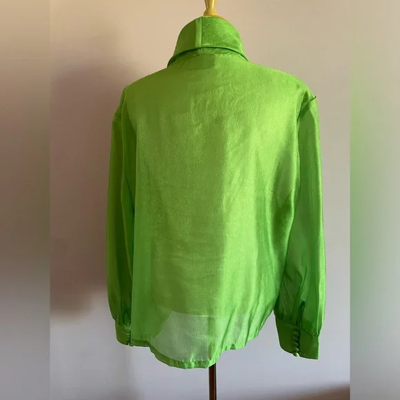 Elegant Shimmering Green Women's Blouse - Picture 6 of 10